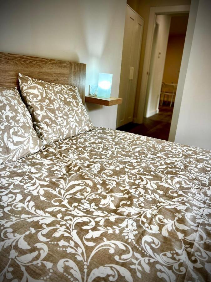 Apartamentos Dama De Noche กอร์โดบา ภายนอก รูปภาพ