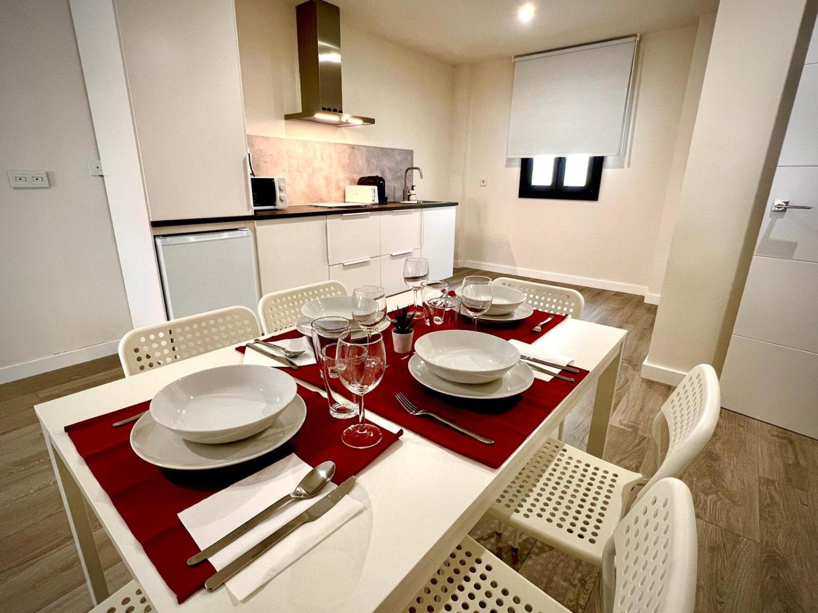 Apartamentos Dama De Noche กอร์โดบา ภายนอก รูปภาพ